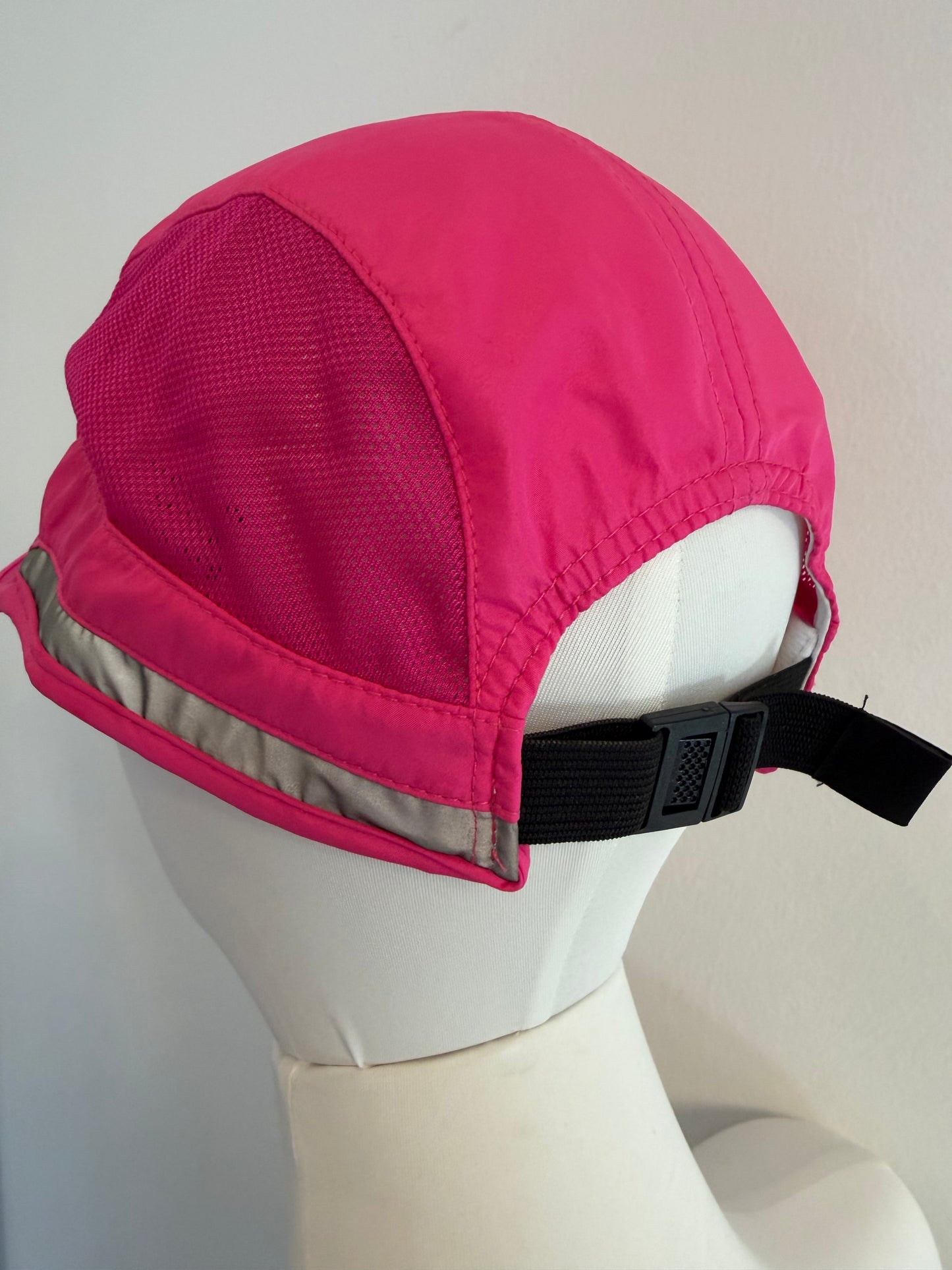 THRYVE Running Cap - Pink