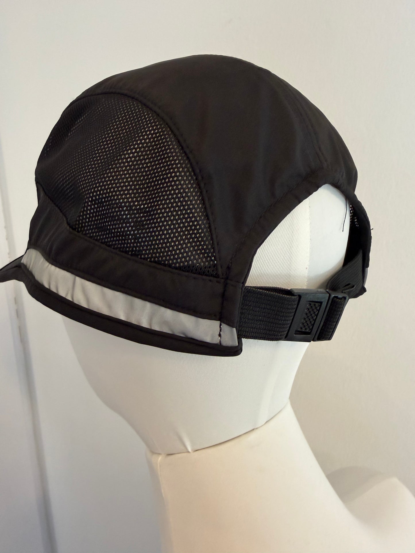 THRYVE Running Cap - Black