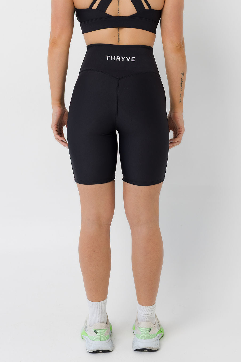 Essential 6-Inch Short - Black