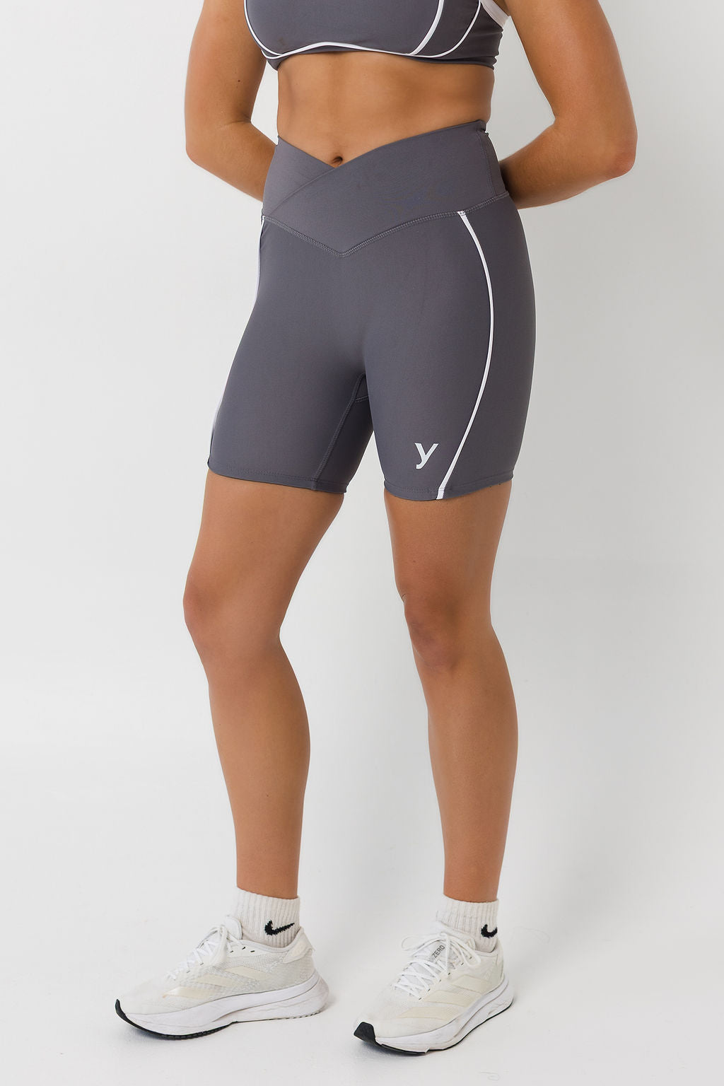 Grey 6-Inch Short with Piping Detail