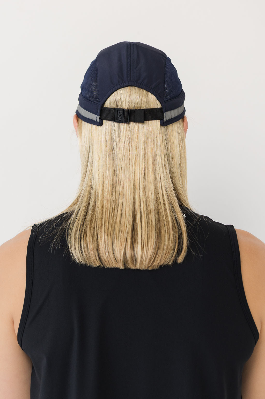 THRYVE Running Cap - Navy